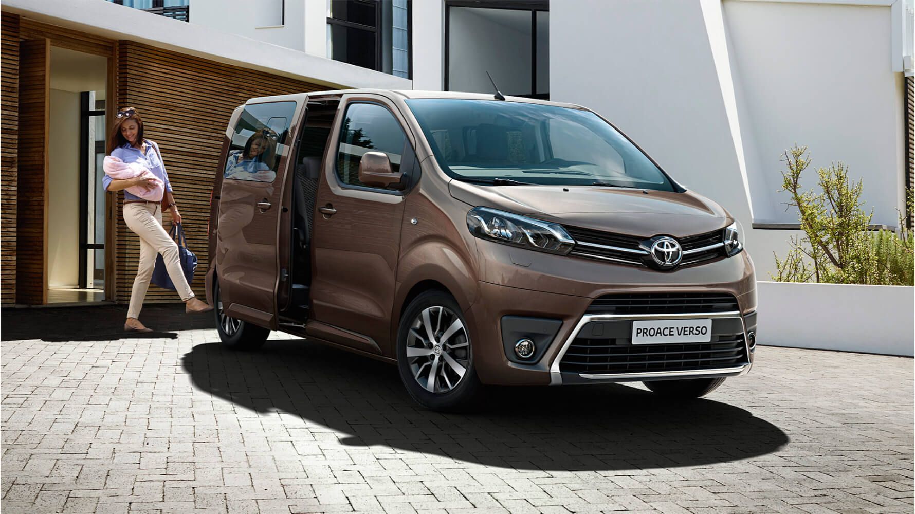 toyota_proace_verso_2019_gallery_003_full_tcm_3046_1703763
